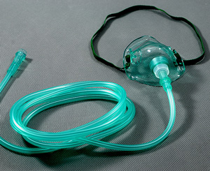 AMSure Medium Concentration O2 Mask w/ 7' Tubing, Adult < Amsino #AS74010 